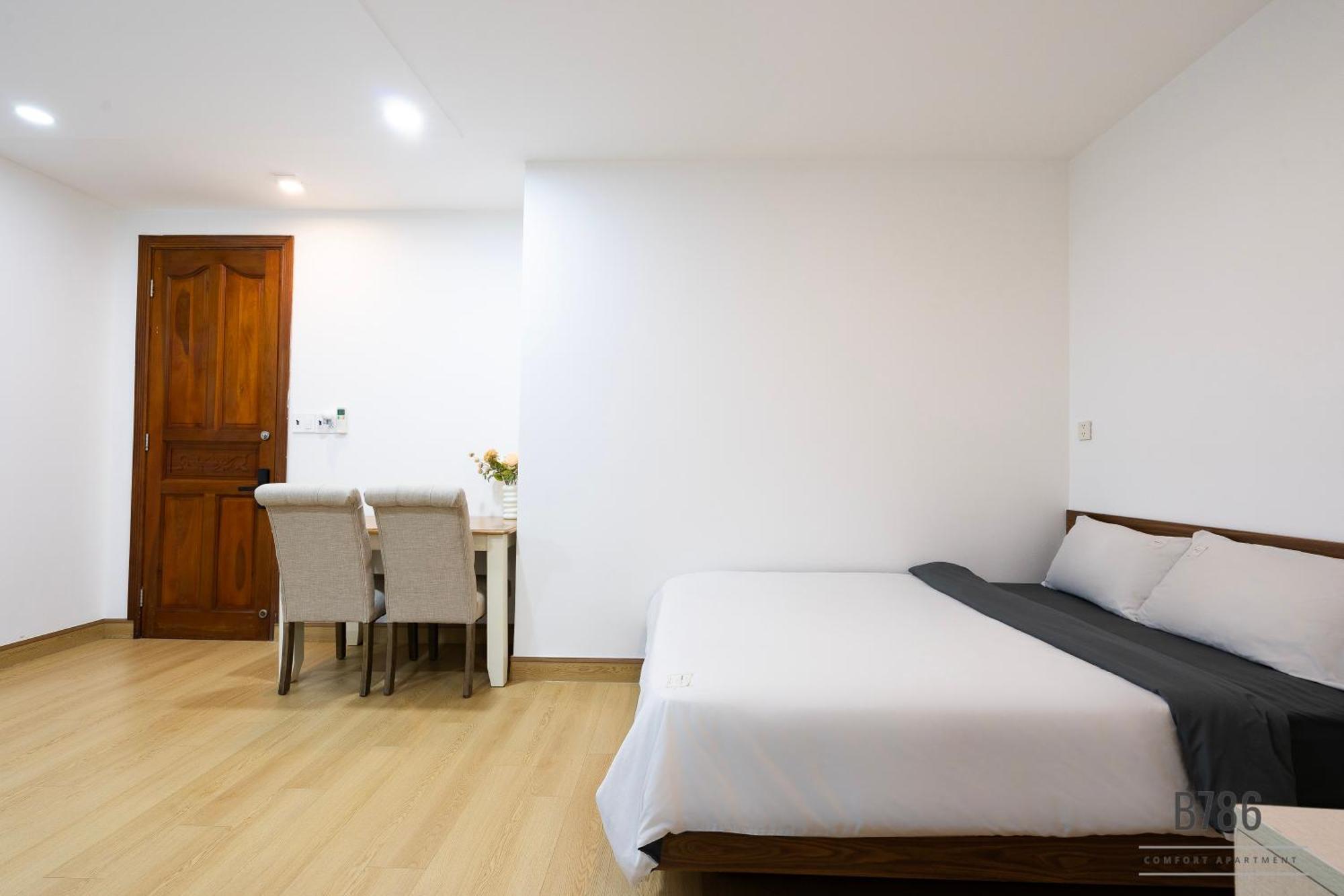B786 Airport Homestay Хошимин Экстерьер фото
